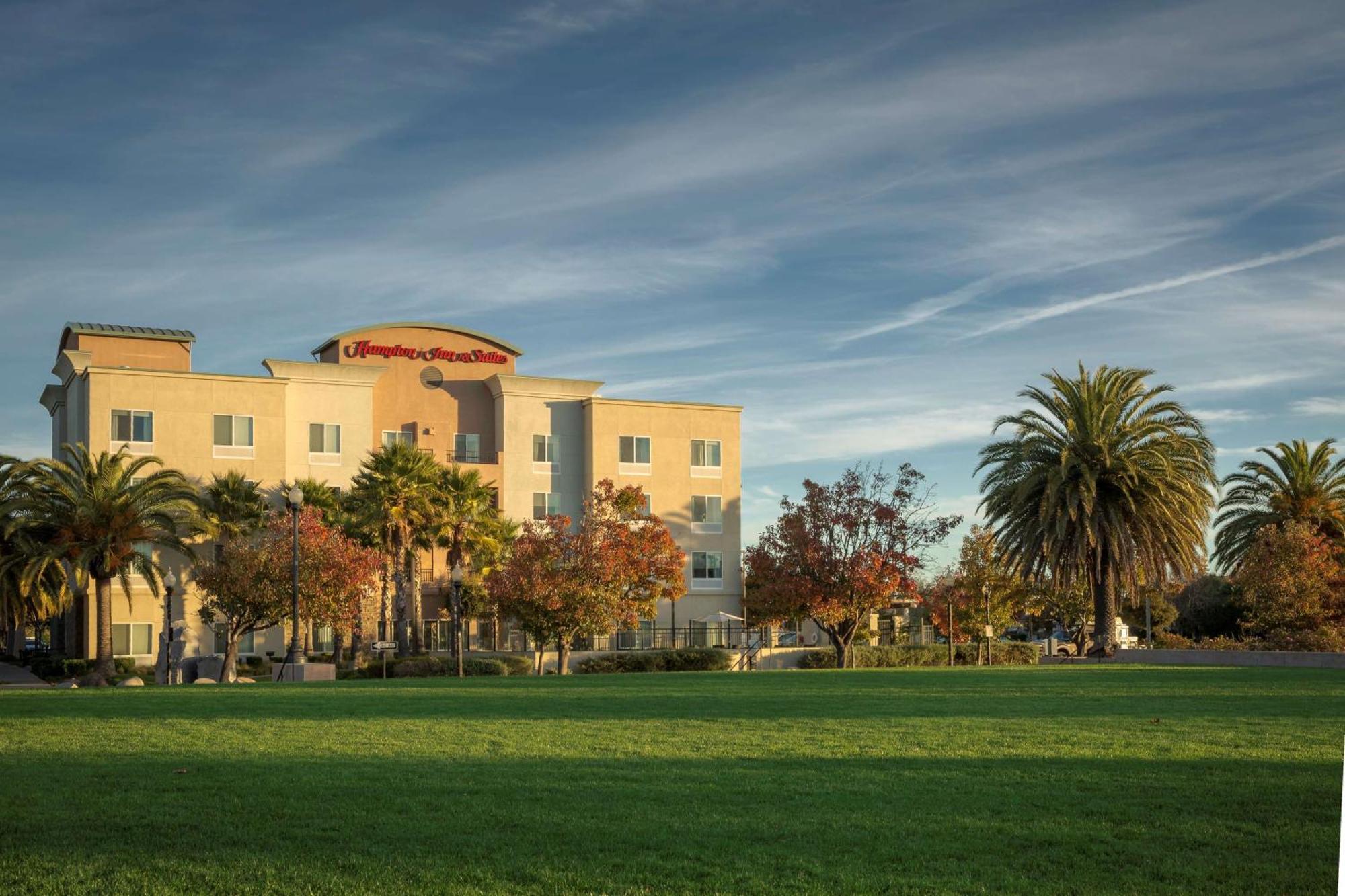 Hampton Inn & Suites Suisun City Waterfront Zewnętrze zdjęcie